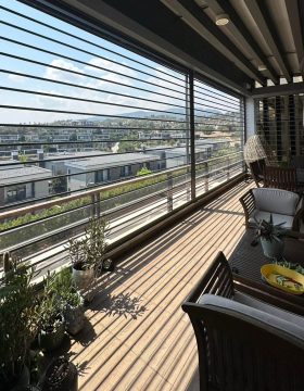 Aesthetic balance and security of architectural projects: transparent roller shutter Solutions